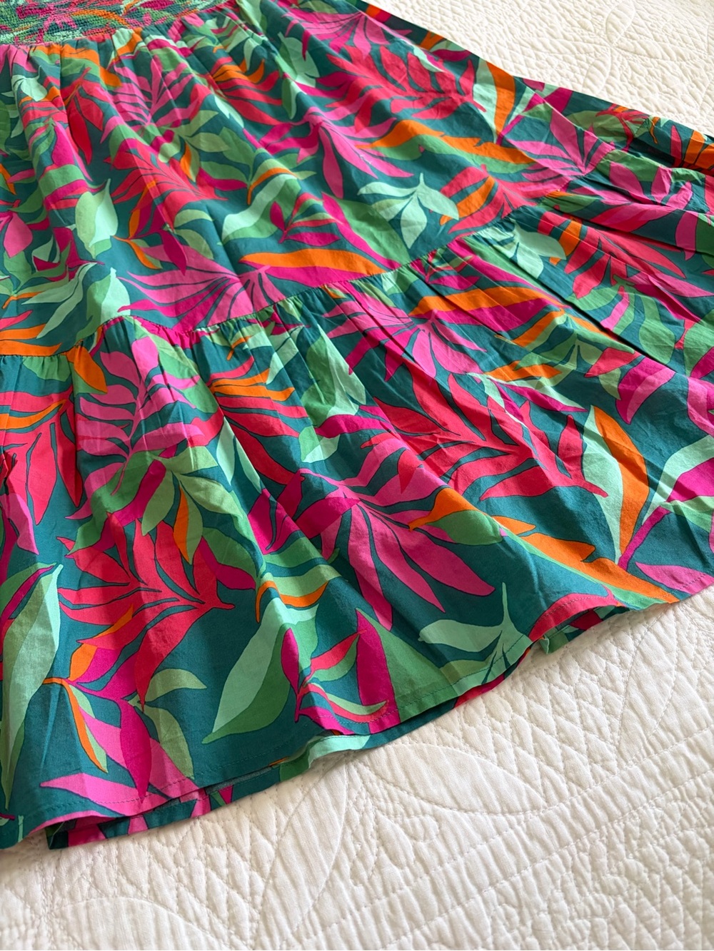 JCREW FACTORY One-shoulder smocked midi dress. Vivid Jade Multi. Large. - Picture 7 of 9